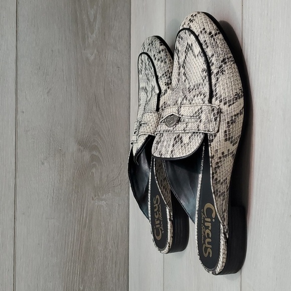 Circus by Sam Edelman Womens Hal Animal Snake Print mules shoes sz 9.5M - Picture 3 of 13